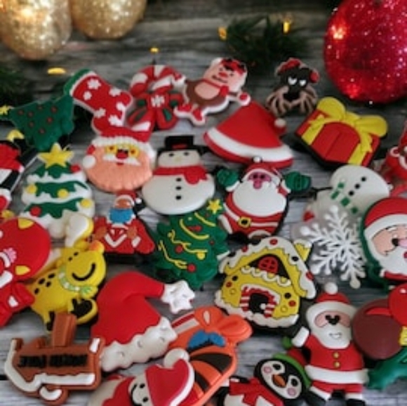 (5/$15) Snowflake Croc Charm - Picture 3 of 3